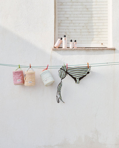 Maria Nila - True Soft - Kosmetiktasche - 2024